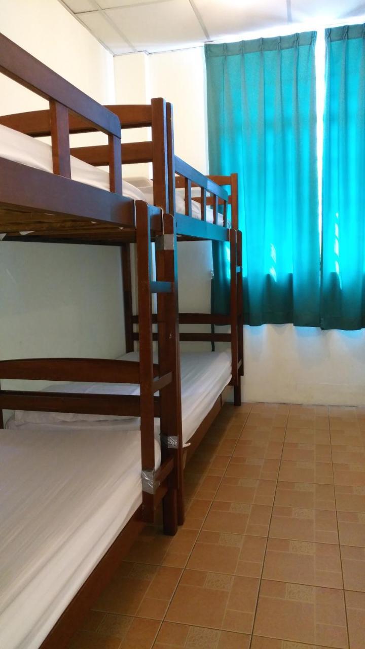 Borneo Backpackers Hostel Kota Kinabalu Kültér fotó