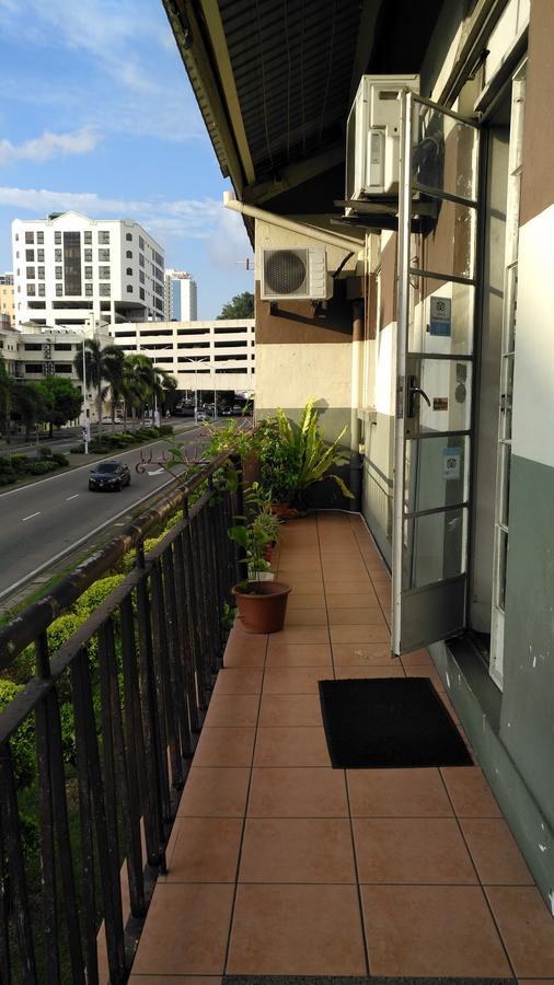 Borneo Backpackers Hostel Kota Kinabalu Kültér fotó